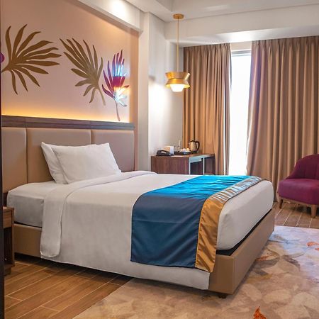 Kingsford Hotel Manila Paranaque City Екстериор снимка