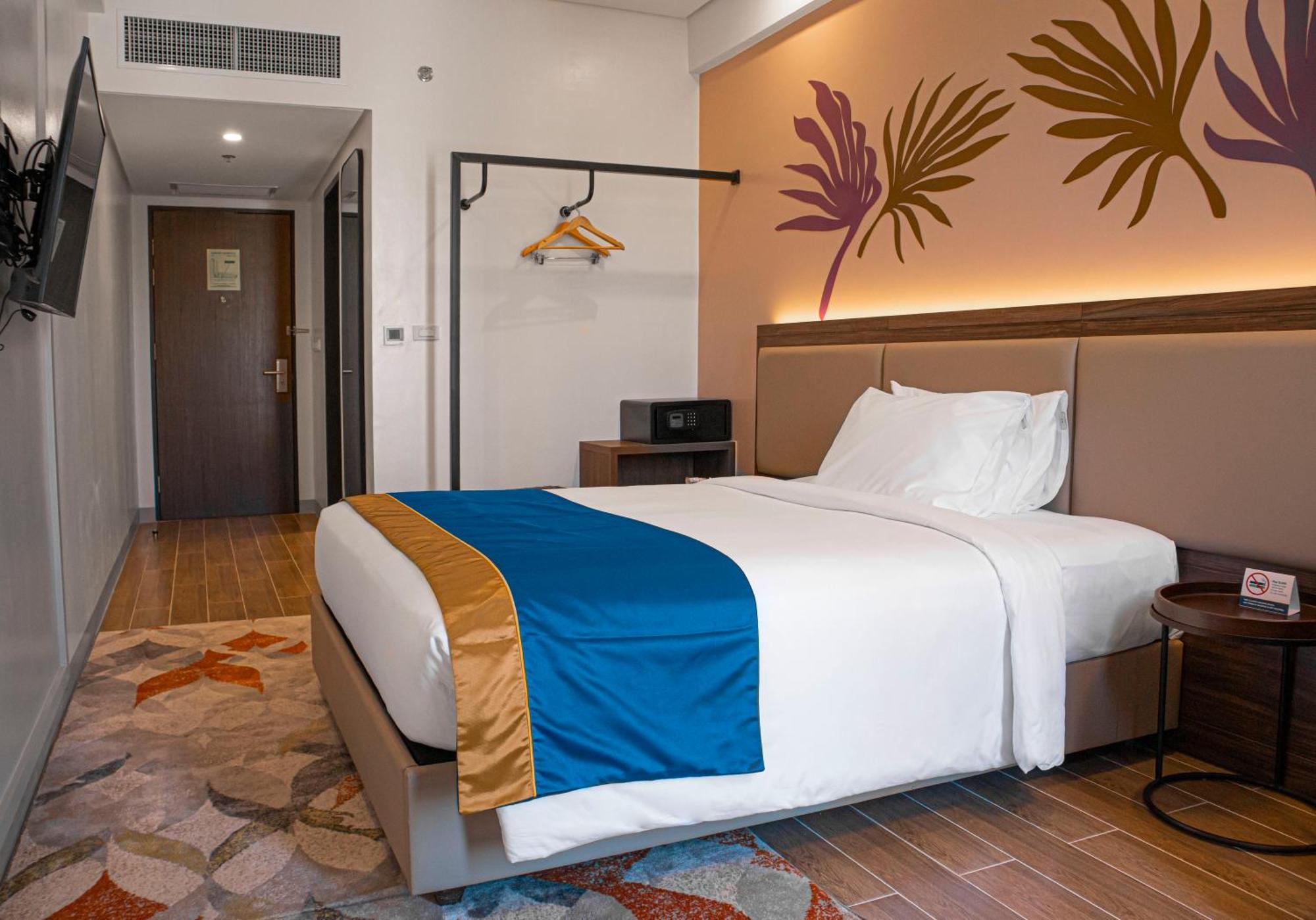 Kingsford Hotel Manila Paranaque City Екстериор снимка